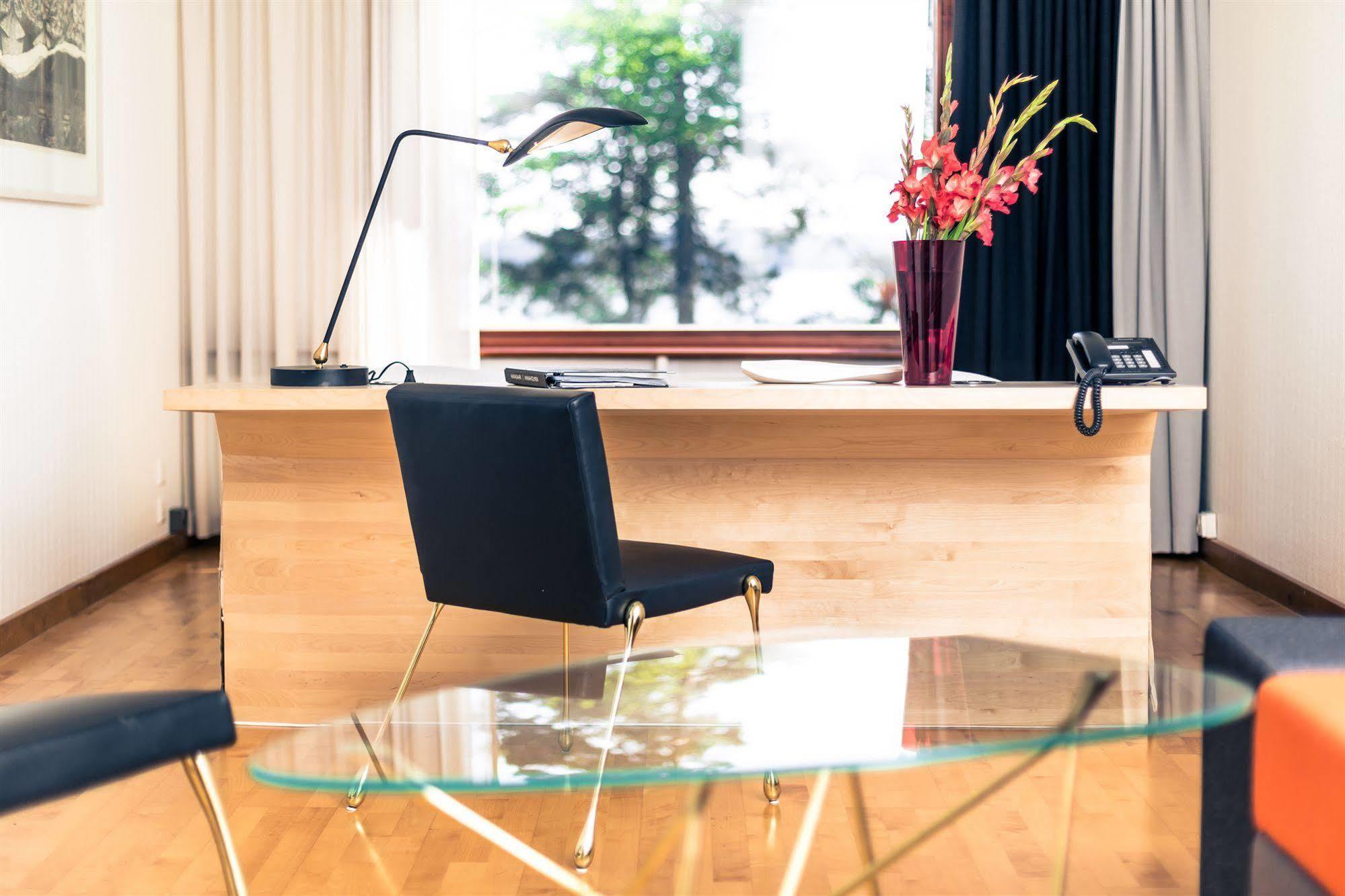 Hotel Hanasaari Эспоо Экстерьер фото